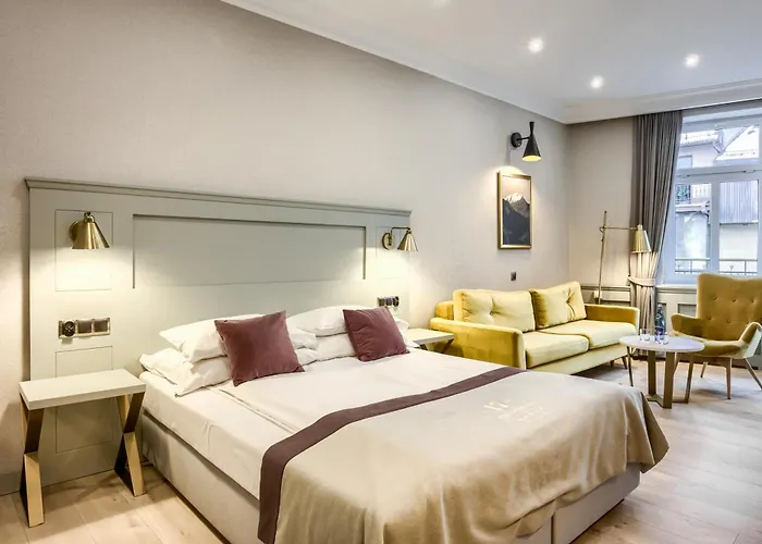 Krupówki 17 Resort&spa Bed and breakfast 3*