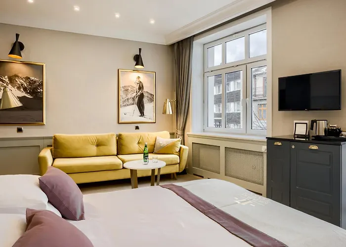 Krupowki 17 & לינה וארוחת בוקר