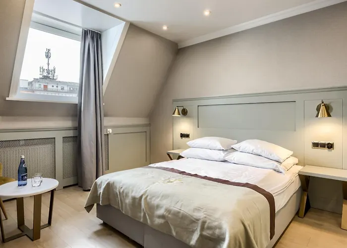 לינה וארוחת בוקר Krupowki 17 &