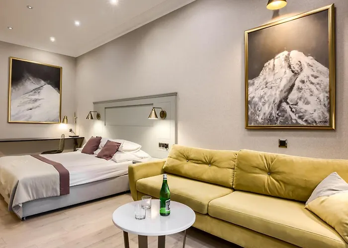 Krupówki 17 Resort&spa Bed and breakfast 3*