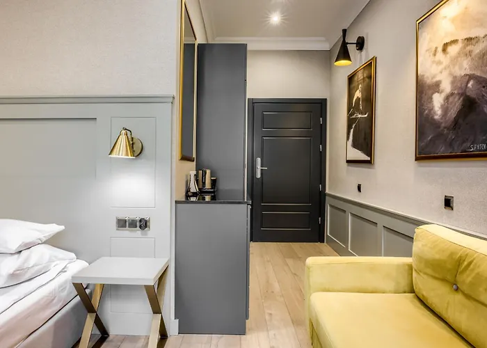 Krupówki 17 Resort&spa Bed and breakfast 3*