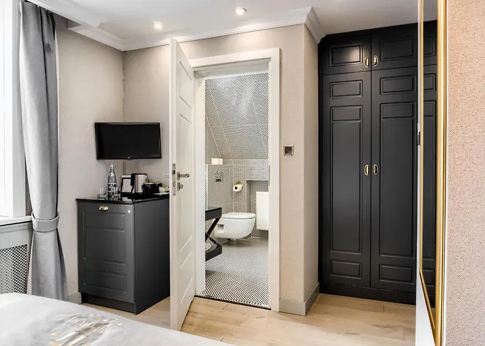 Krupówki 17 Resort&spa Bed and breakfast 3*